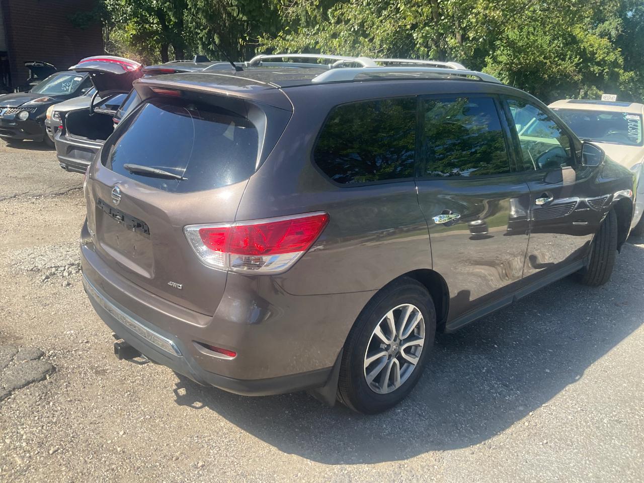 Nissan Pathfinder 4WD 4dr S 2015