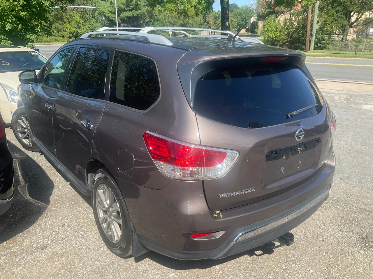 Nissan Pathfinder 4WD 4dr S 2015
