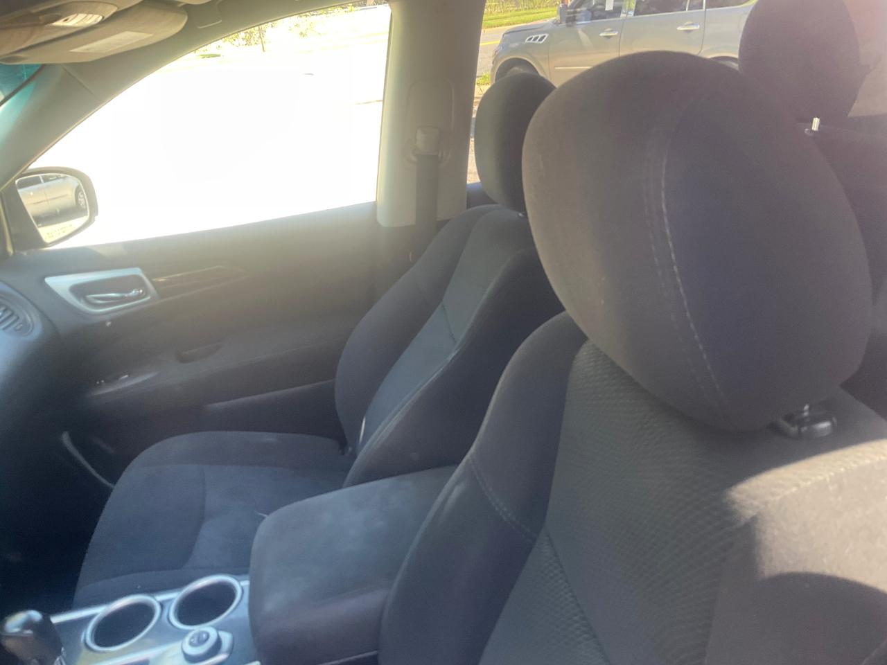Nissan Pathfinder 4WD 4dr S 2015