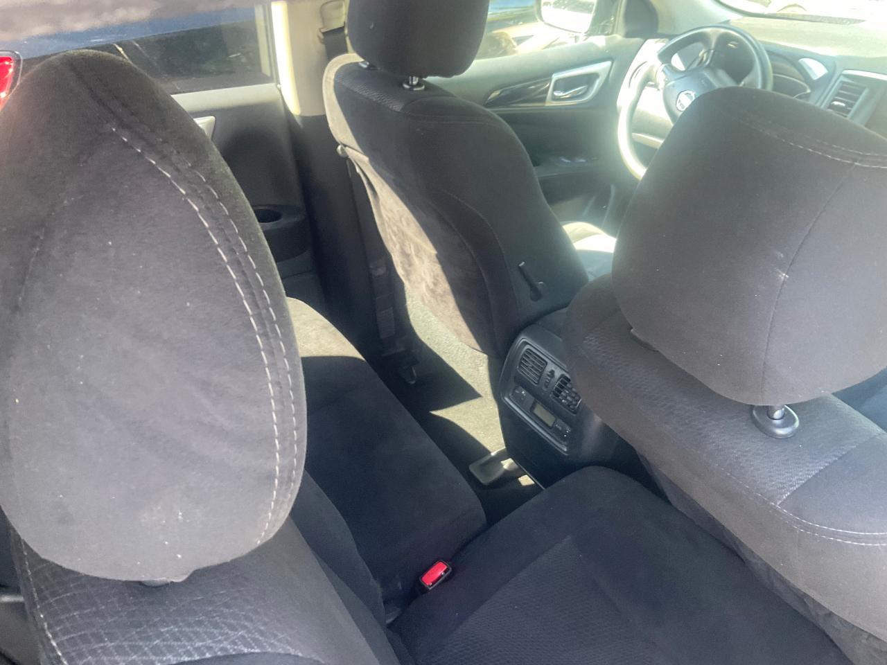 Nissan Pathfinder 4WD 4dr S 2015