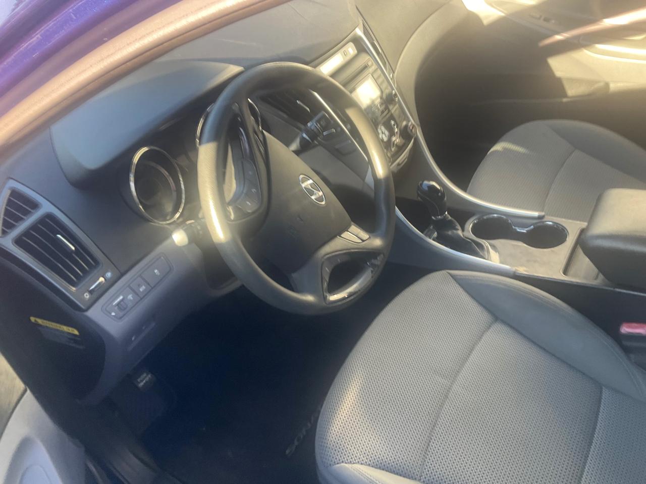 Hyundai Sonata 4dr Sdn 2.4L Auto GLS 2012