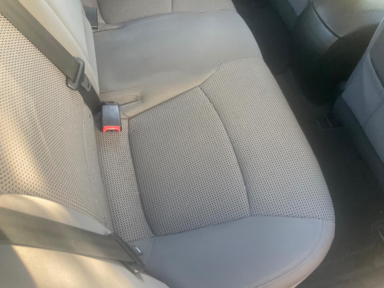 Hyundai Sonata 4dr Sdn 2.4L Auto GLS 2012