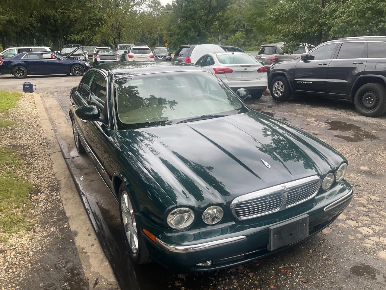 Jaguar XJ 4dr Sdn XJ8 2004