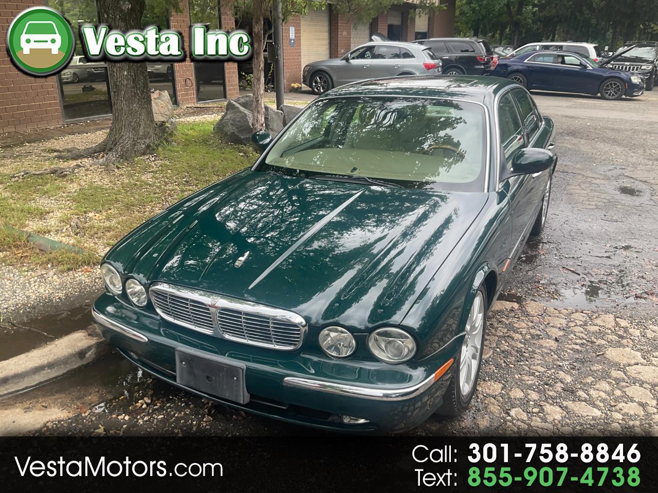 Jaguar XJ 4dr Sdn XJ8 2004