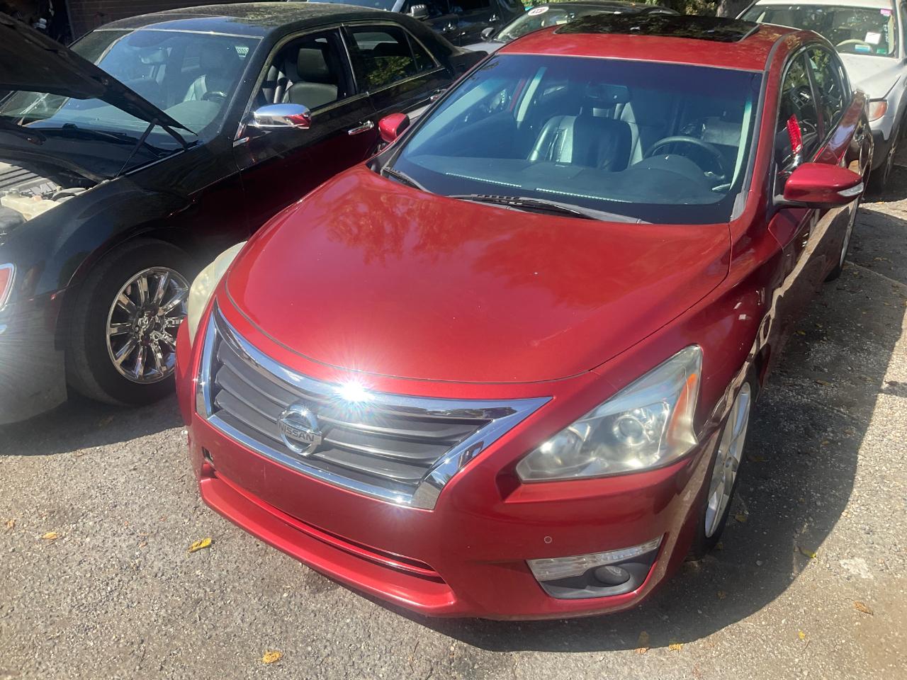 Nissan Altima 4dr Sdn V6 3.5 SL 2015