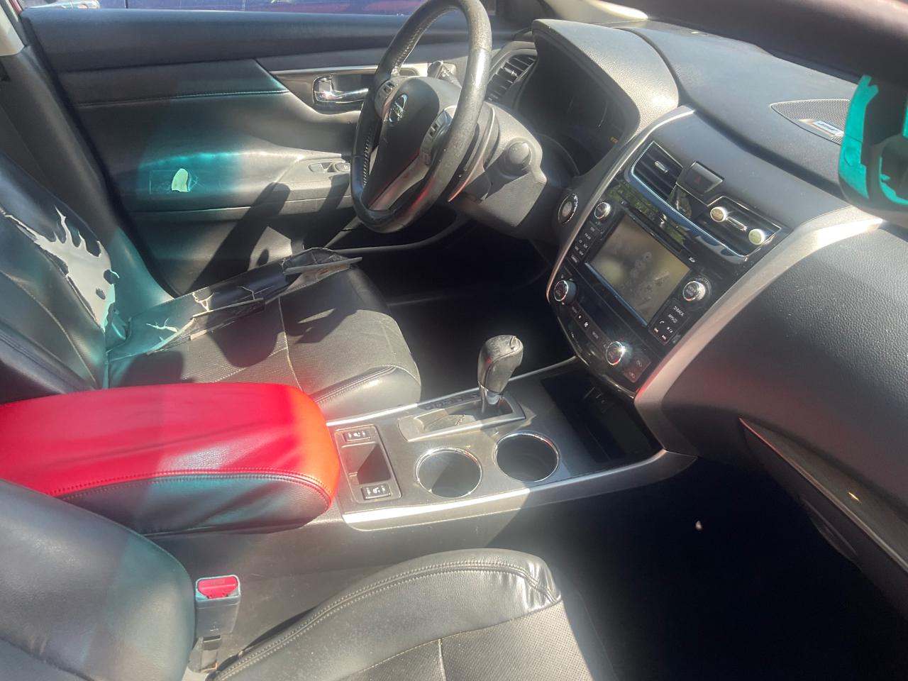 Nissan Altima 4dr Sdn V6 3.5 SL 2015