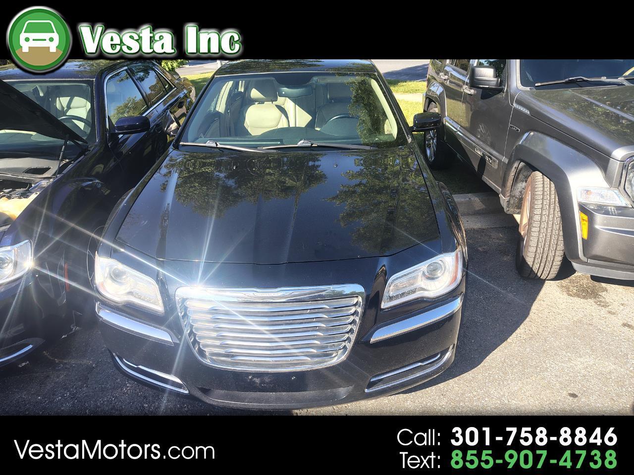 2014 Chrysler 300 4dr Sdn RWD