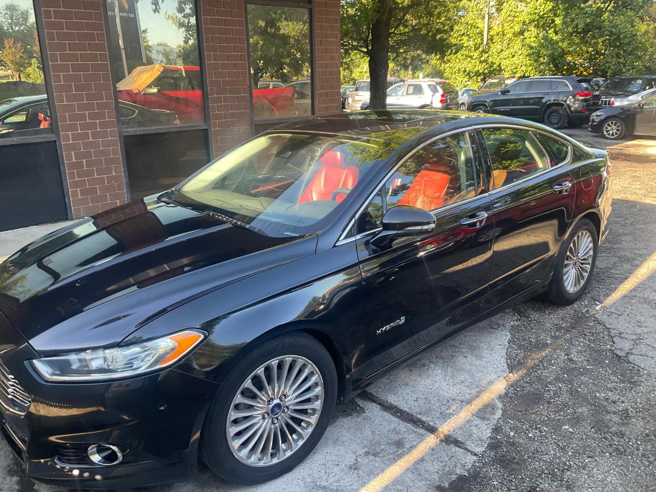 Ford Fusion 4dr Sdn Titanium Hybrid FWD 2014