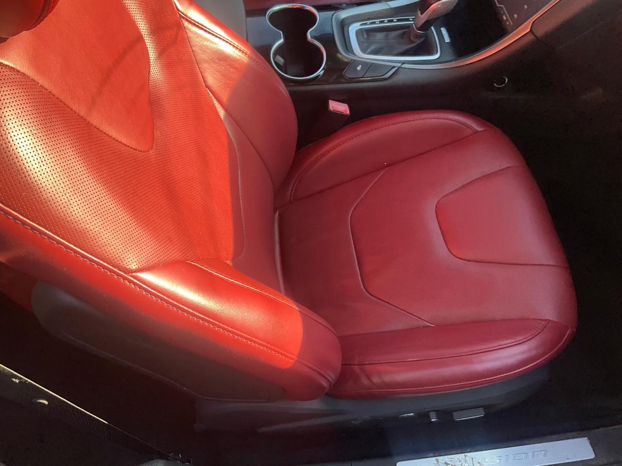 Ford Fusion 4dr Sdn Titanium Hybrid FWD 2014