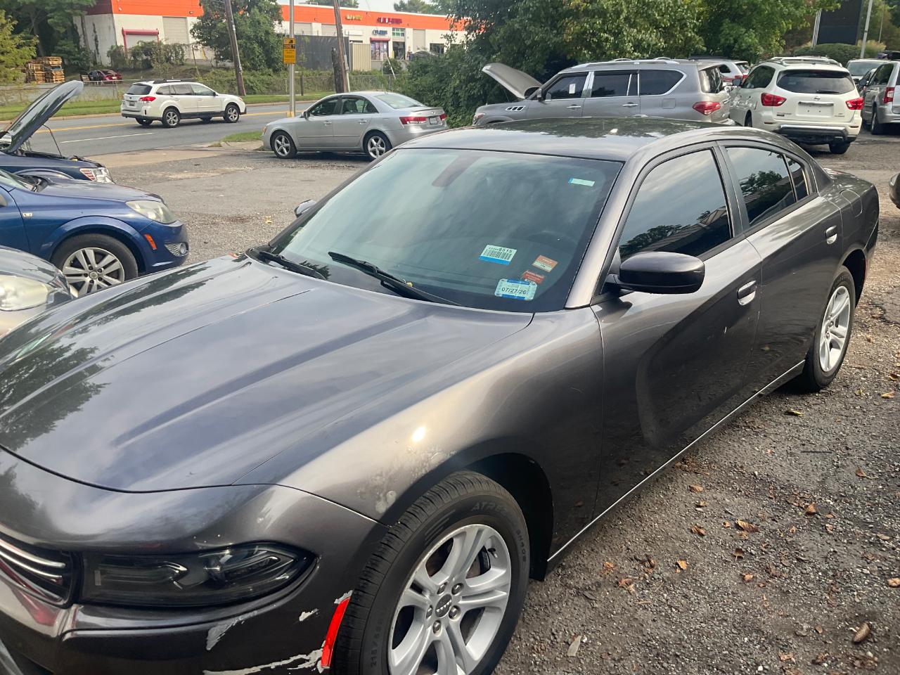 Dodge Charger 4dr Sdn SE RWD 2016