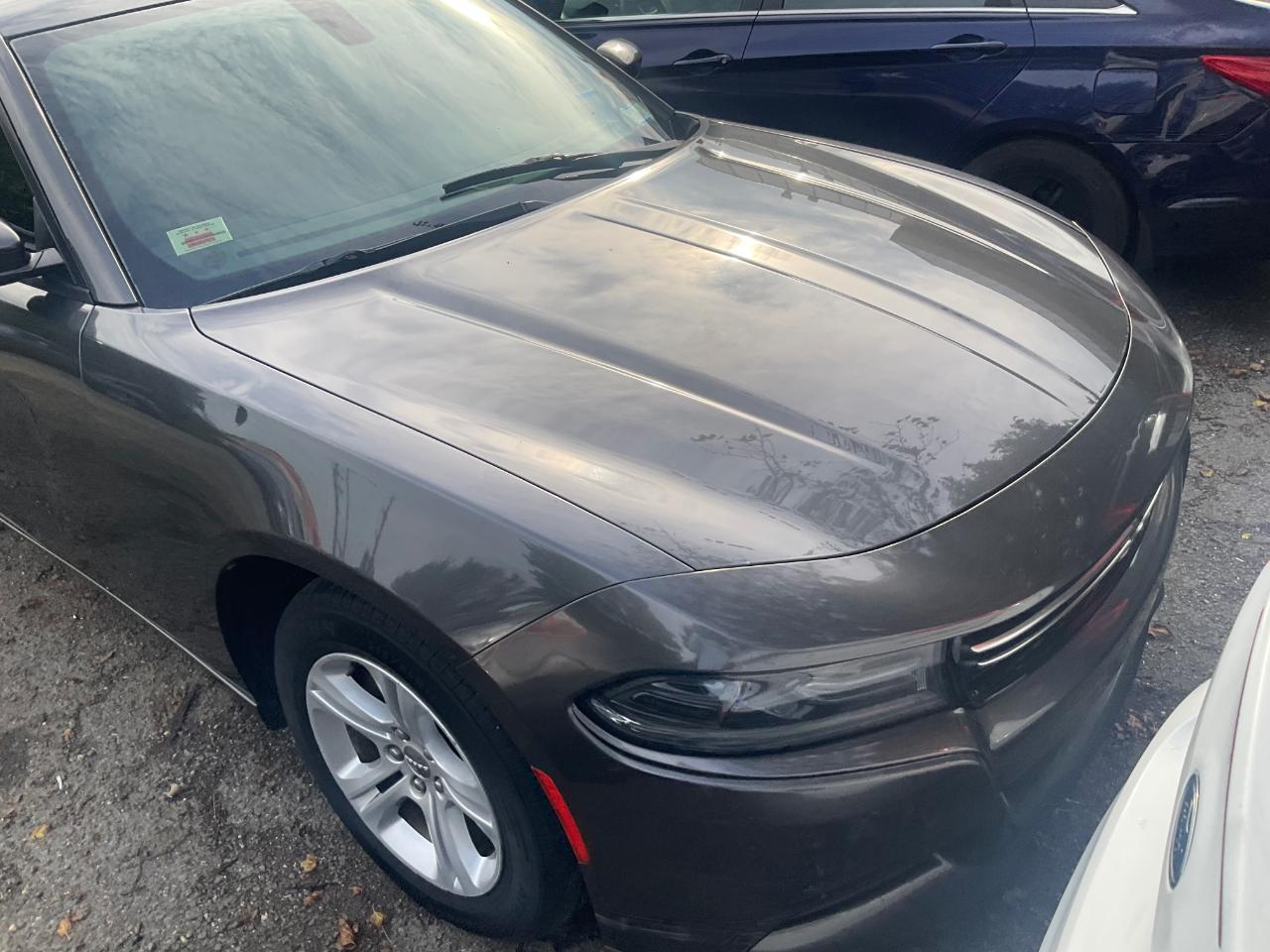 Dodge Charger 4dr Sdn SE RWD 2016