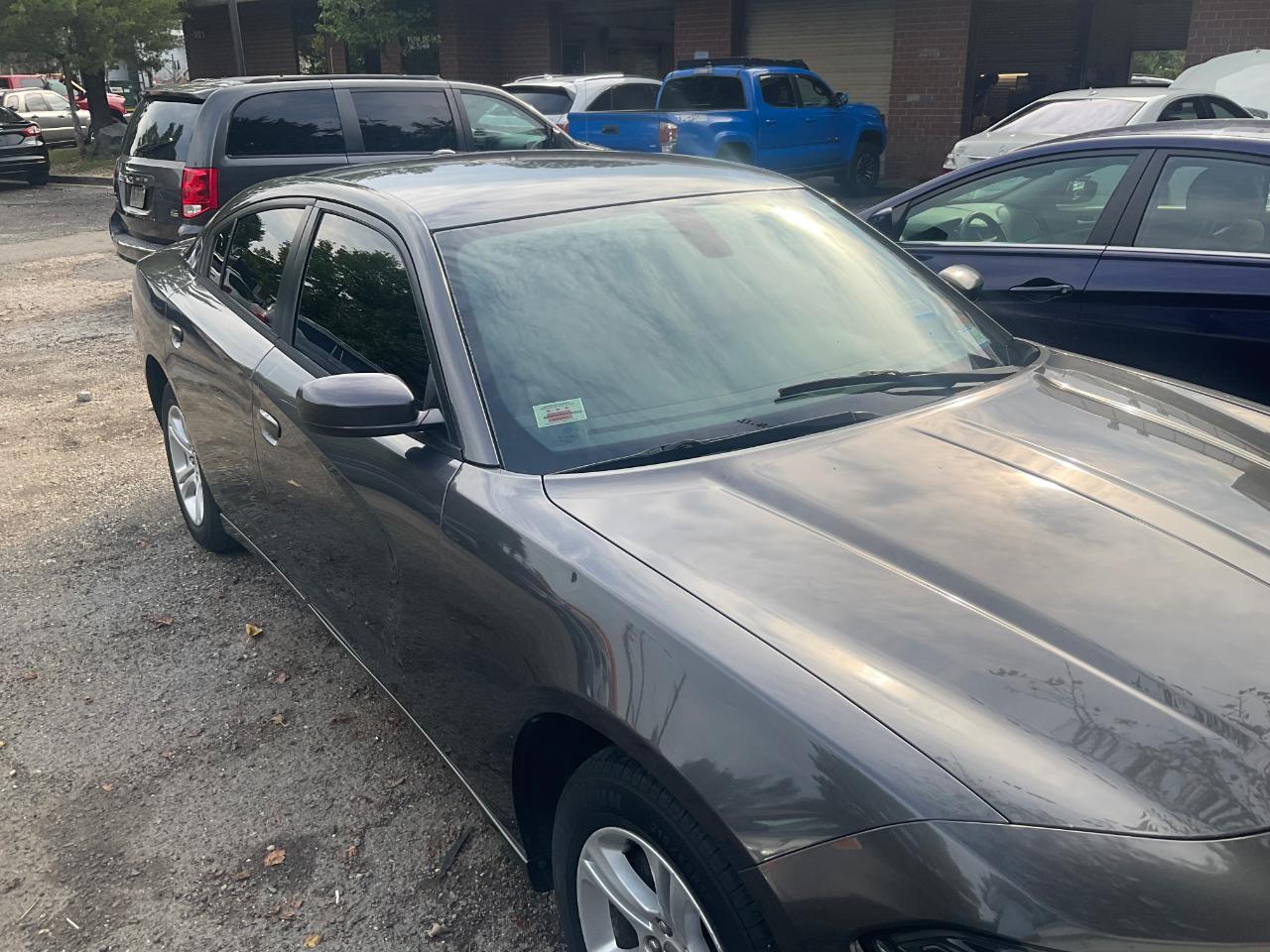 Dodge Charger 4dr Sdn SE RWD 2016