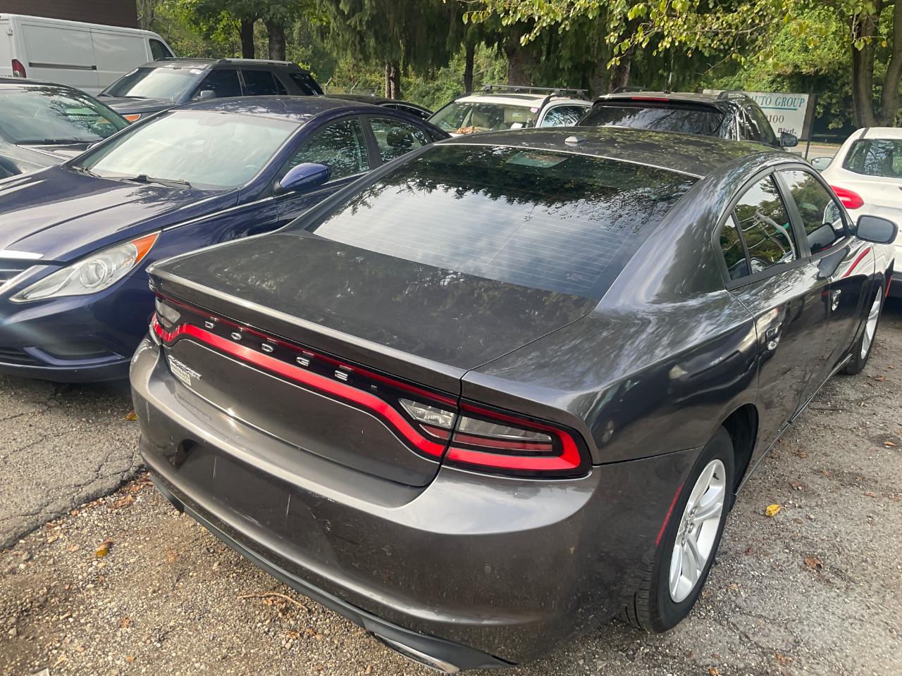 Dodge Charger 4dr Sdn SE RWD 2016