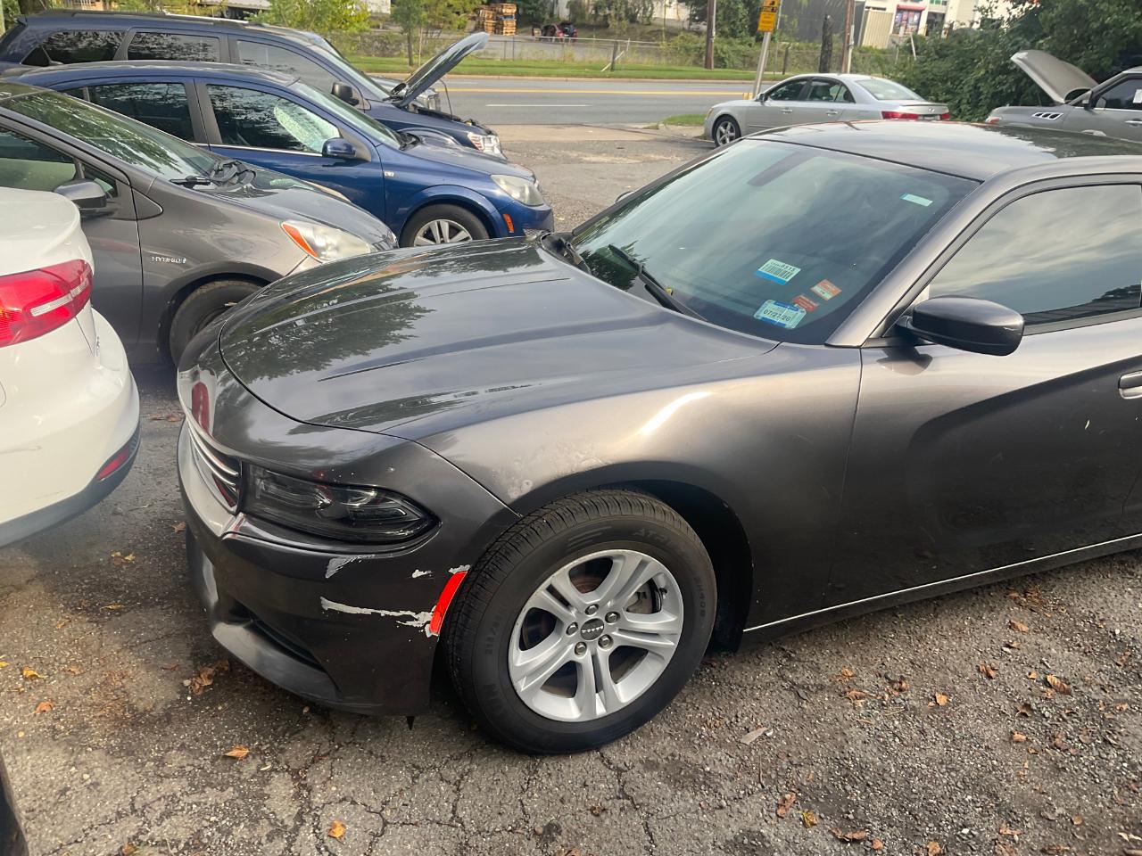 Dodge Charger 4dr Sdn SE RWD 2016