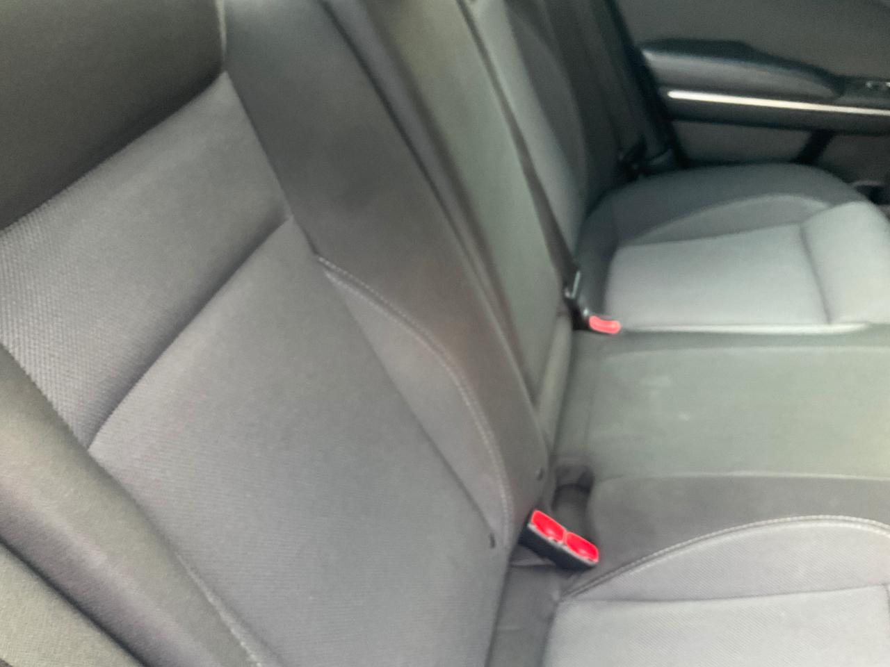 Dodge Charger 4dr Sdn SE RWD 2016