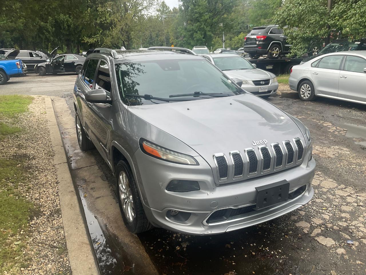 Jeep Cherokee 4WD 4dr Overland 2016