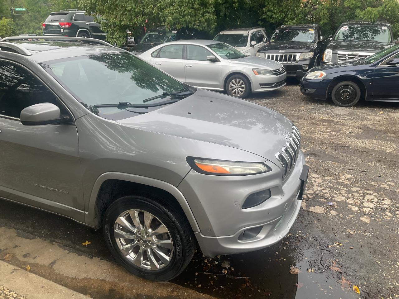 Jeep Cherokee 4WD 4dr Overland 2016