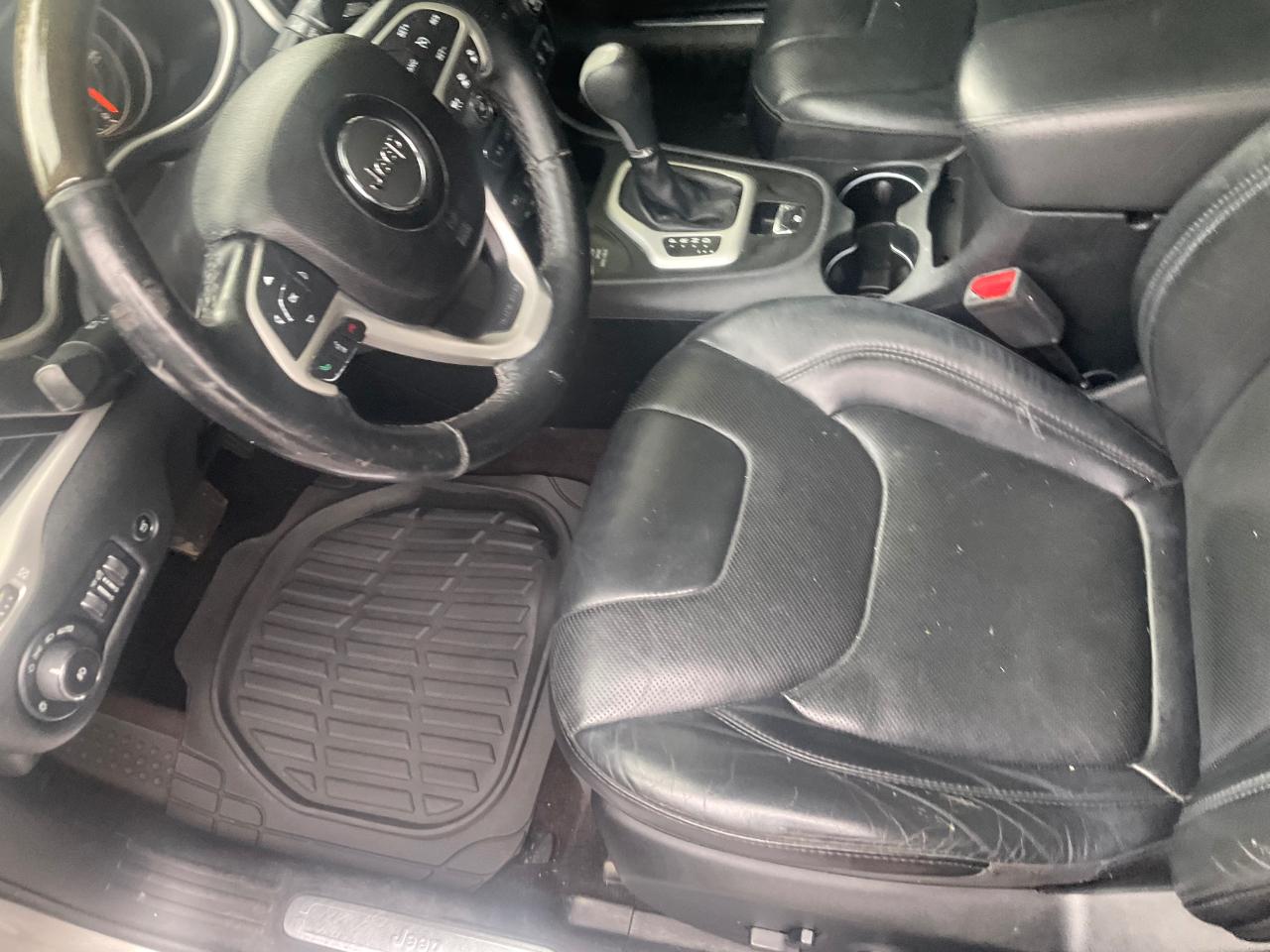 Jeep Cherokee 4WD 4dr Overland 2016