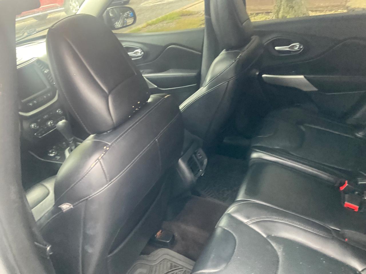 Jeep Cherokee 4WD 4dr Overland 2016