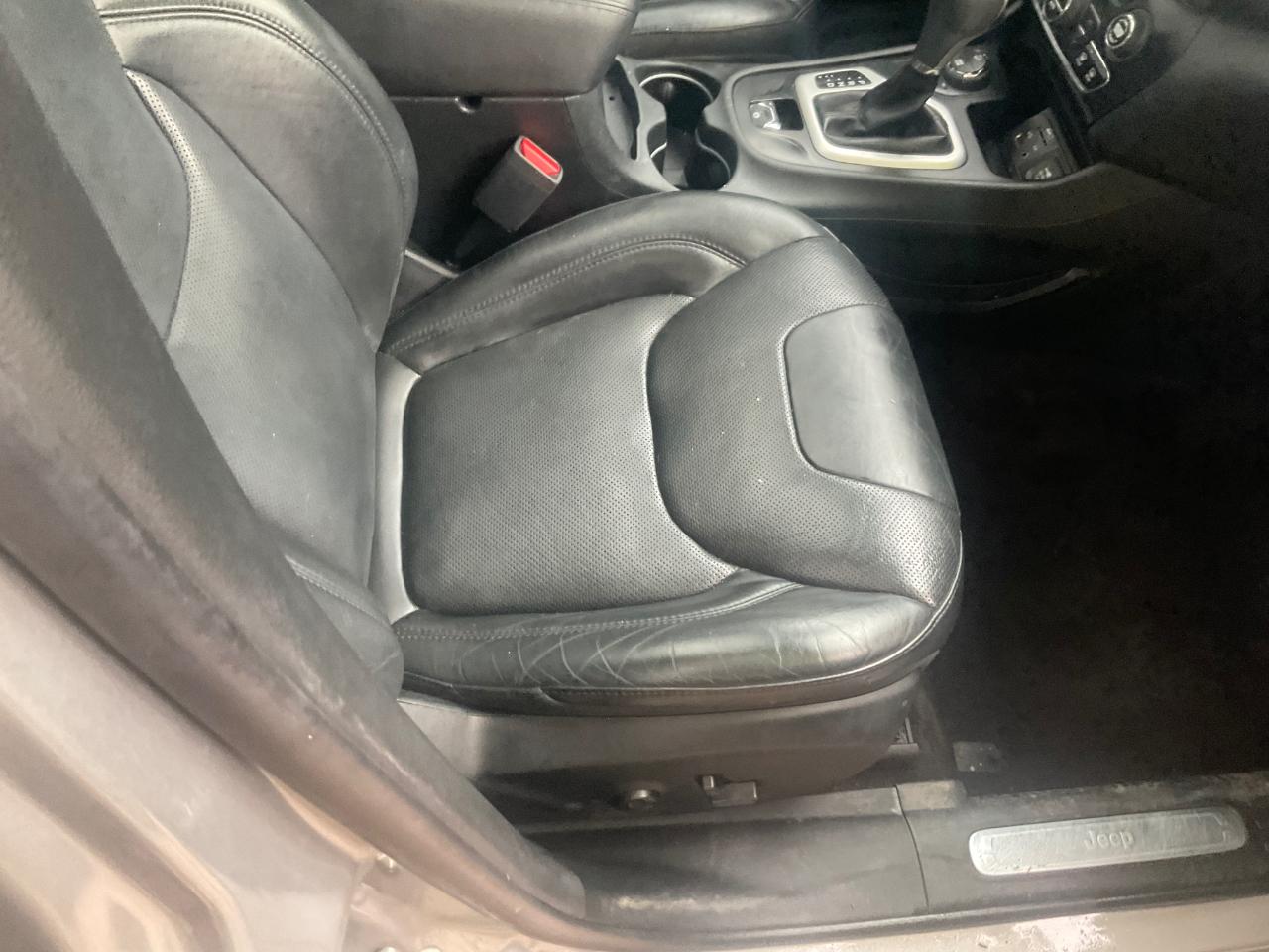 Jeep Cherokee 4WD 4dr Overland 2016