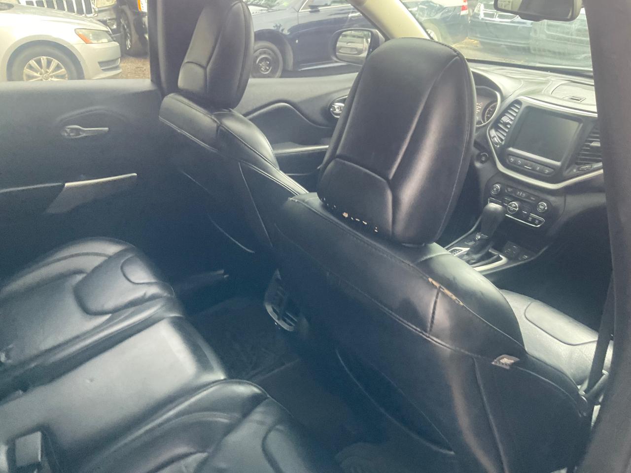 Jeep Cherokee 4WD 4dr Overland 2016