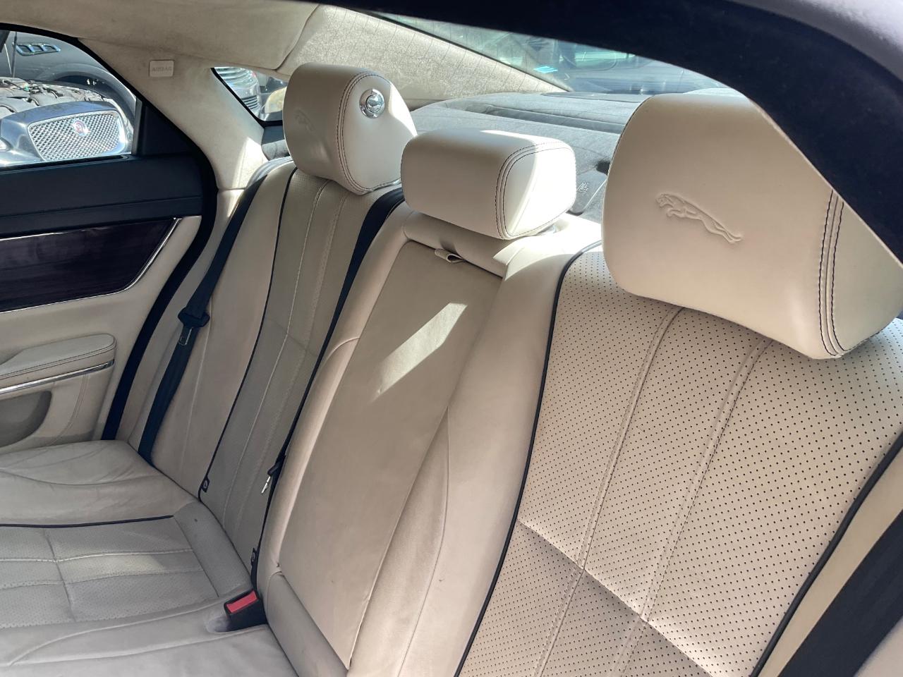Jaguar XJ 4dr Sdn XJL 2012