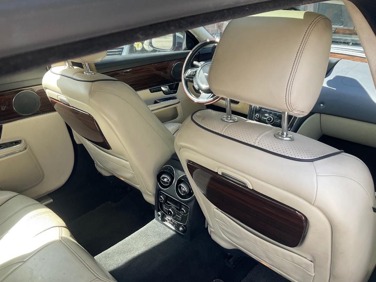 Jaguar XJ 4dr Sdn XJL 2012