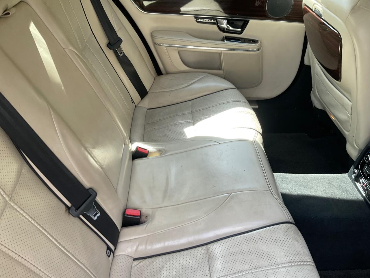 Jaguar XJ 4dr Sdn XJL 2012