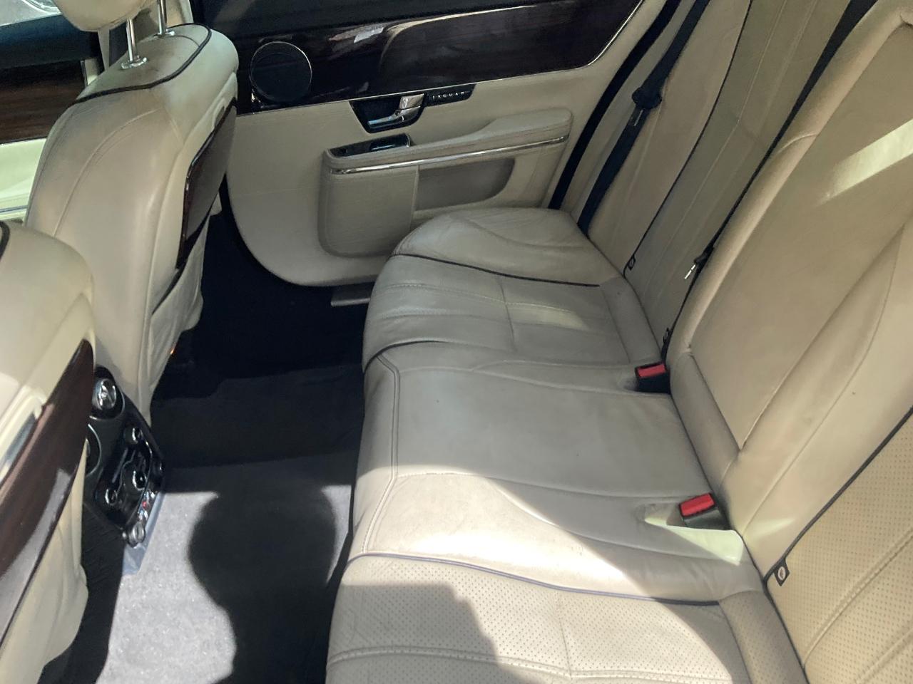 Jaguar XJ 4dr Sdn XJL 2012