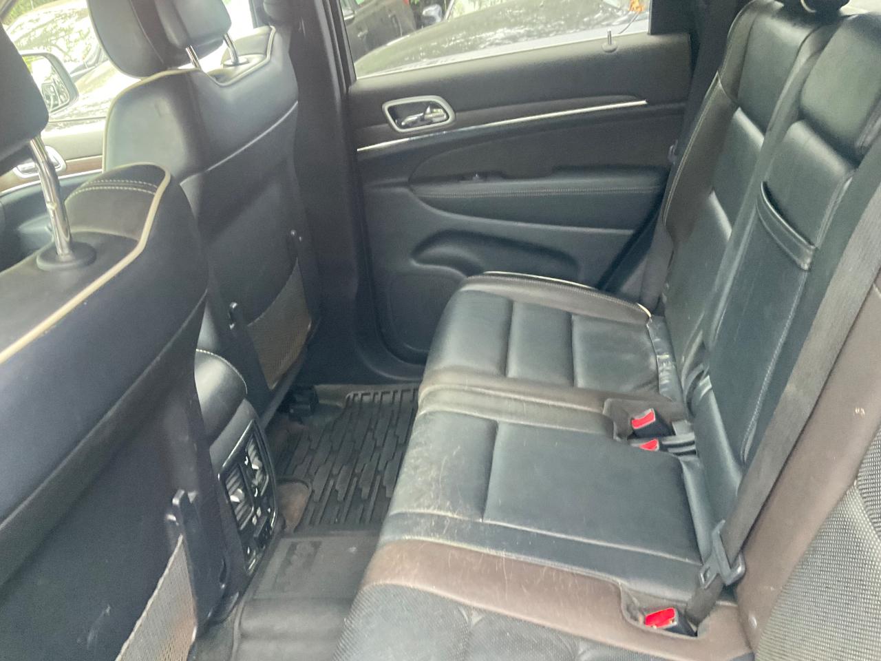 Jeep Grand Cherokee 4WD 4dr Overland 2014