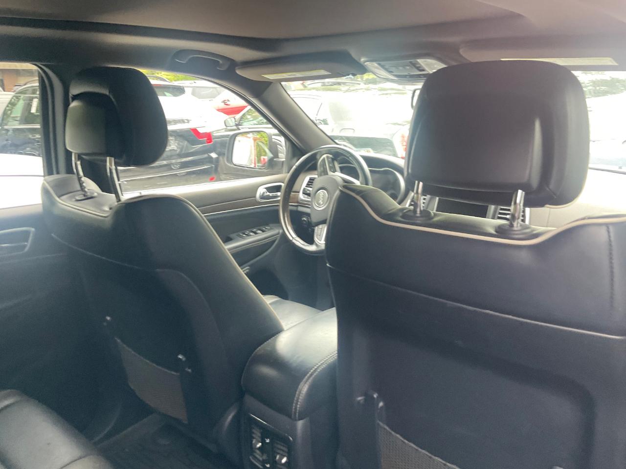 Jeep Grand Cherokee 4WD 4dr Overland 2014