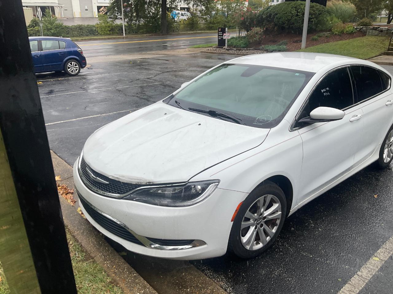 Chrysler 200 4dr Sdn Limited FWD 2015