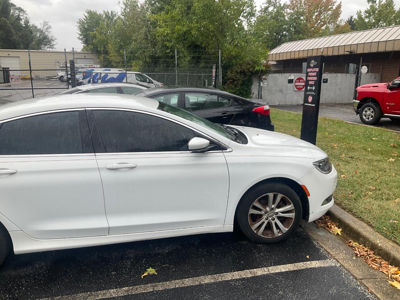 Chrysler 200 4dr Sdn Limited FWD 2015