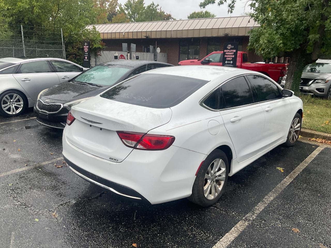 Chrysler 200 4dr Sdn Limited FWD 2015