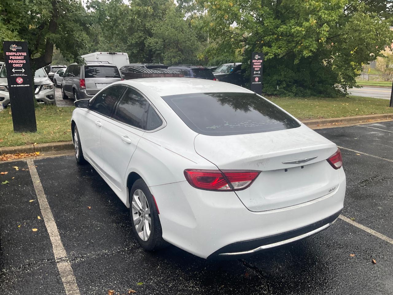 Chrysler 200 4dr Sdn Limited FWD 2015