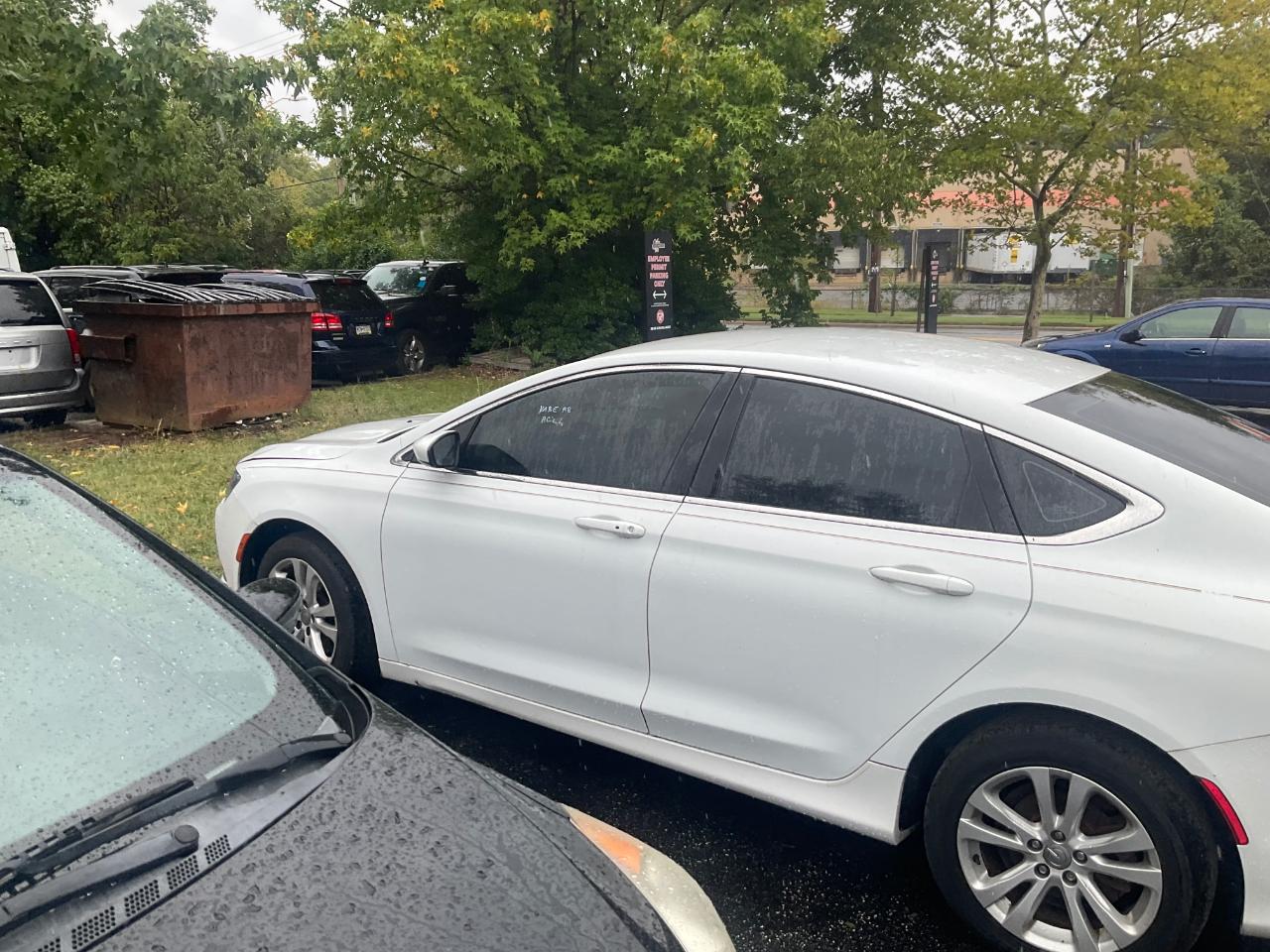 Chrysler 200 4dr Sdn Limited FWD 2015