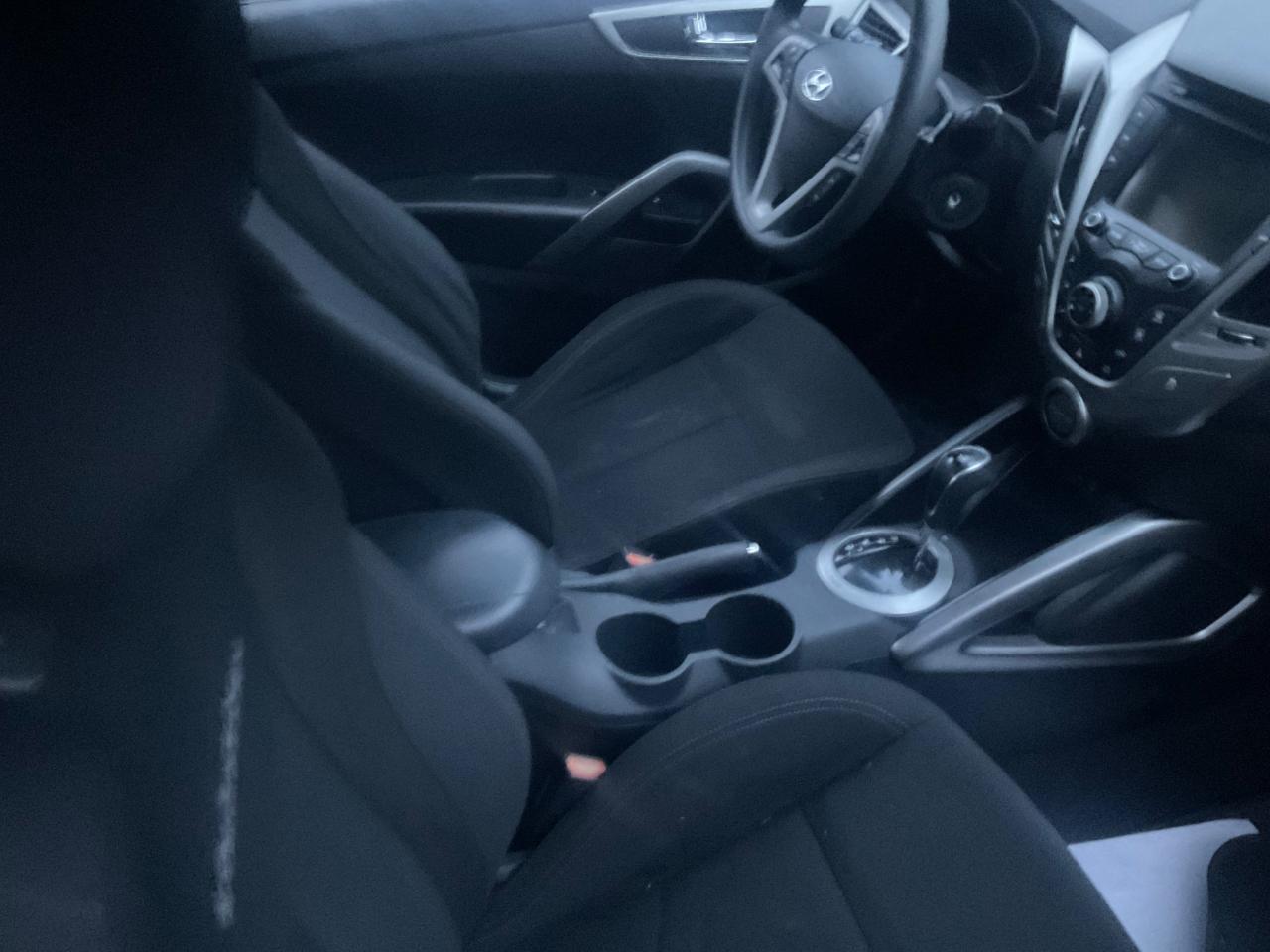 Hyundai Veloster 3dr Cpe Auto 2016