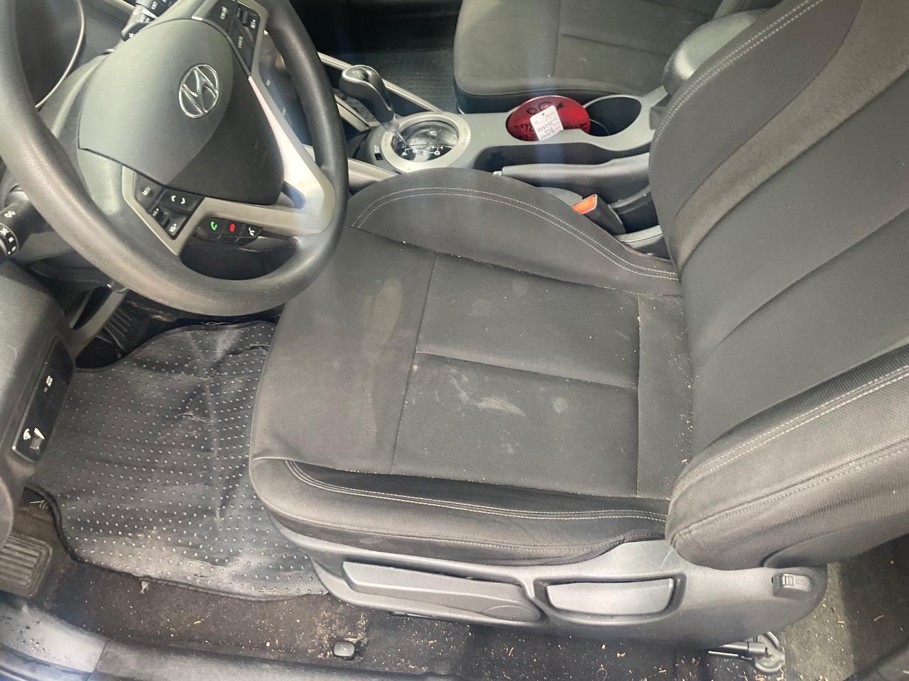 Hyundai Veloster 3dr Cpe Auto 2016
