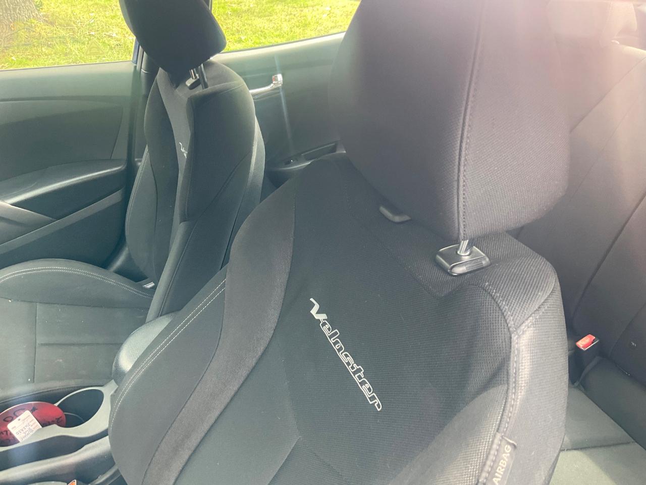 Hyundai Veloster 3dr Cpe Auto 2016