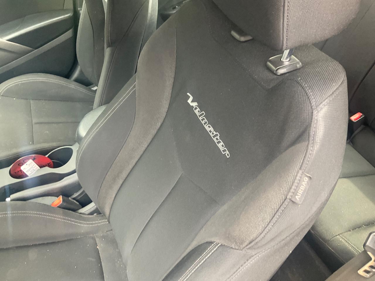 Hyundai Veloster 3dr Cpe Auto 2016