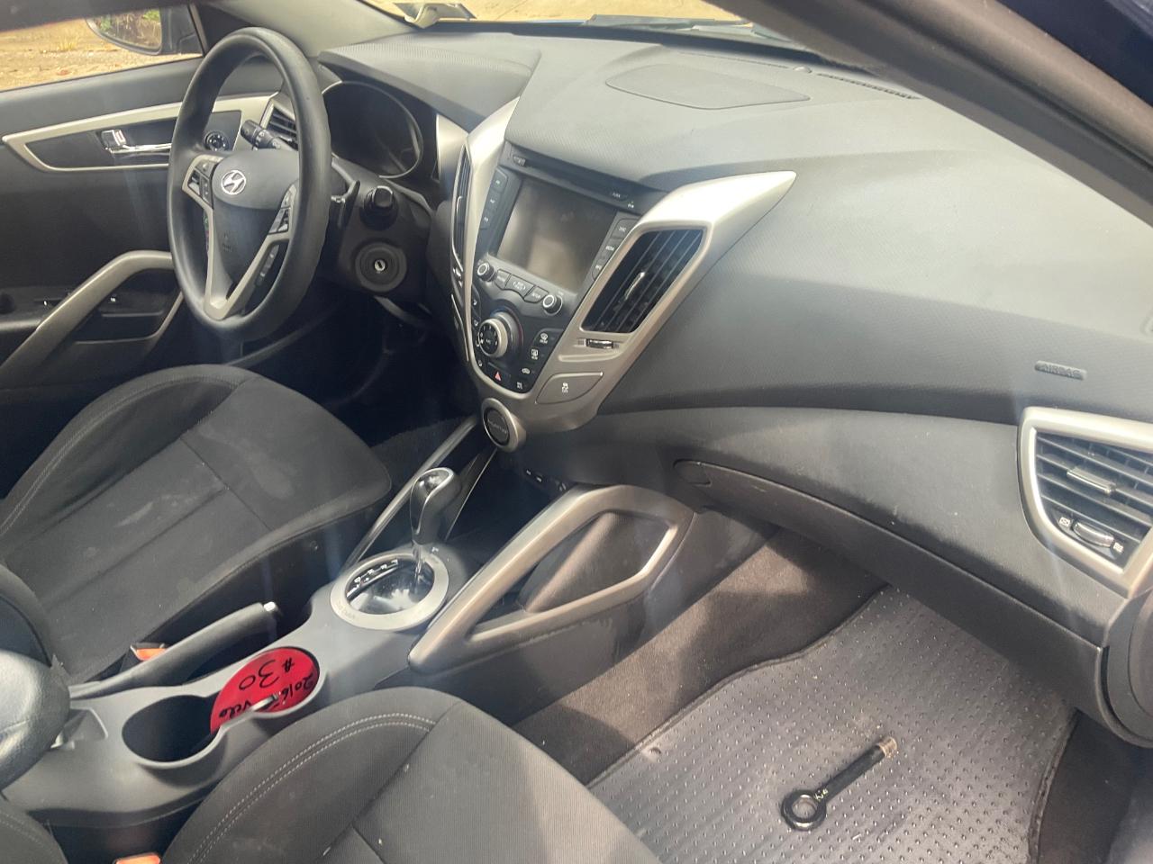 Hyundai Veloster 3dr Cpe Auto 2016