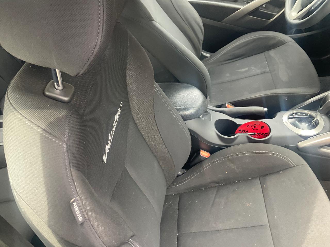 Hyundai Veloster 3dr Cpe Auto 2016