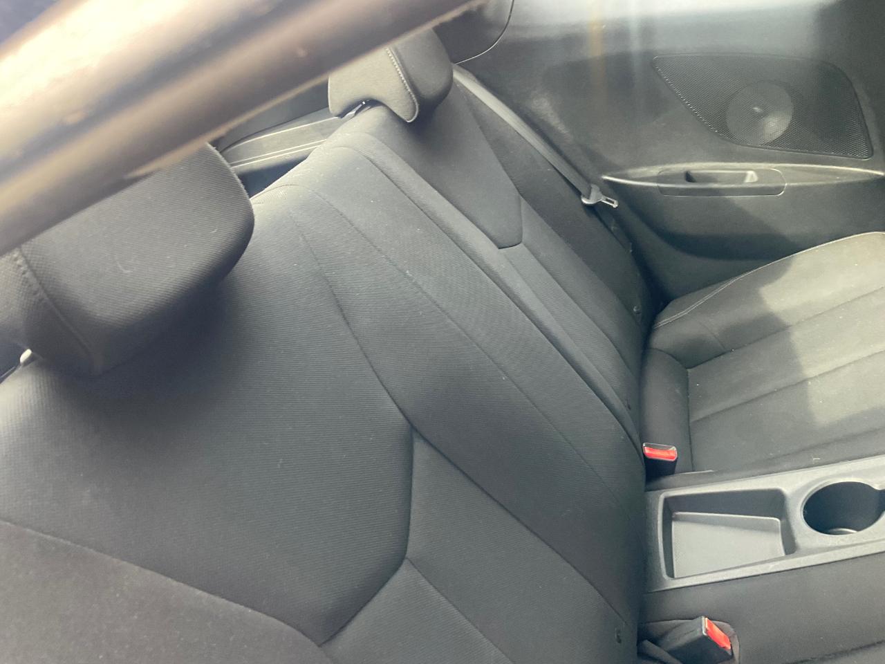 Hyundai Veloster 3dr Cpe Auto 2016