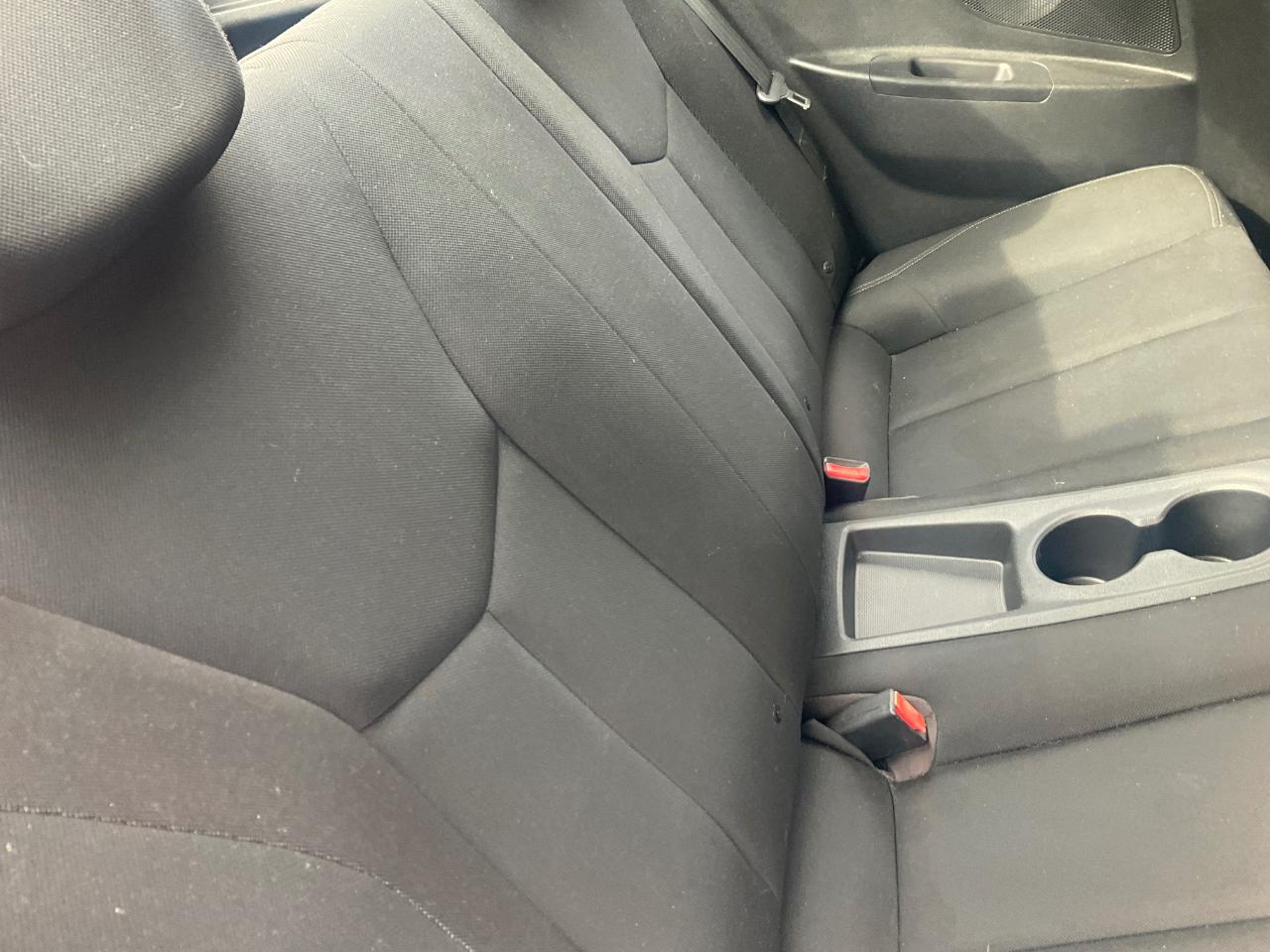 Hyundai Veloster 3dr Cpe Auto 2016