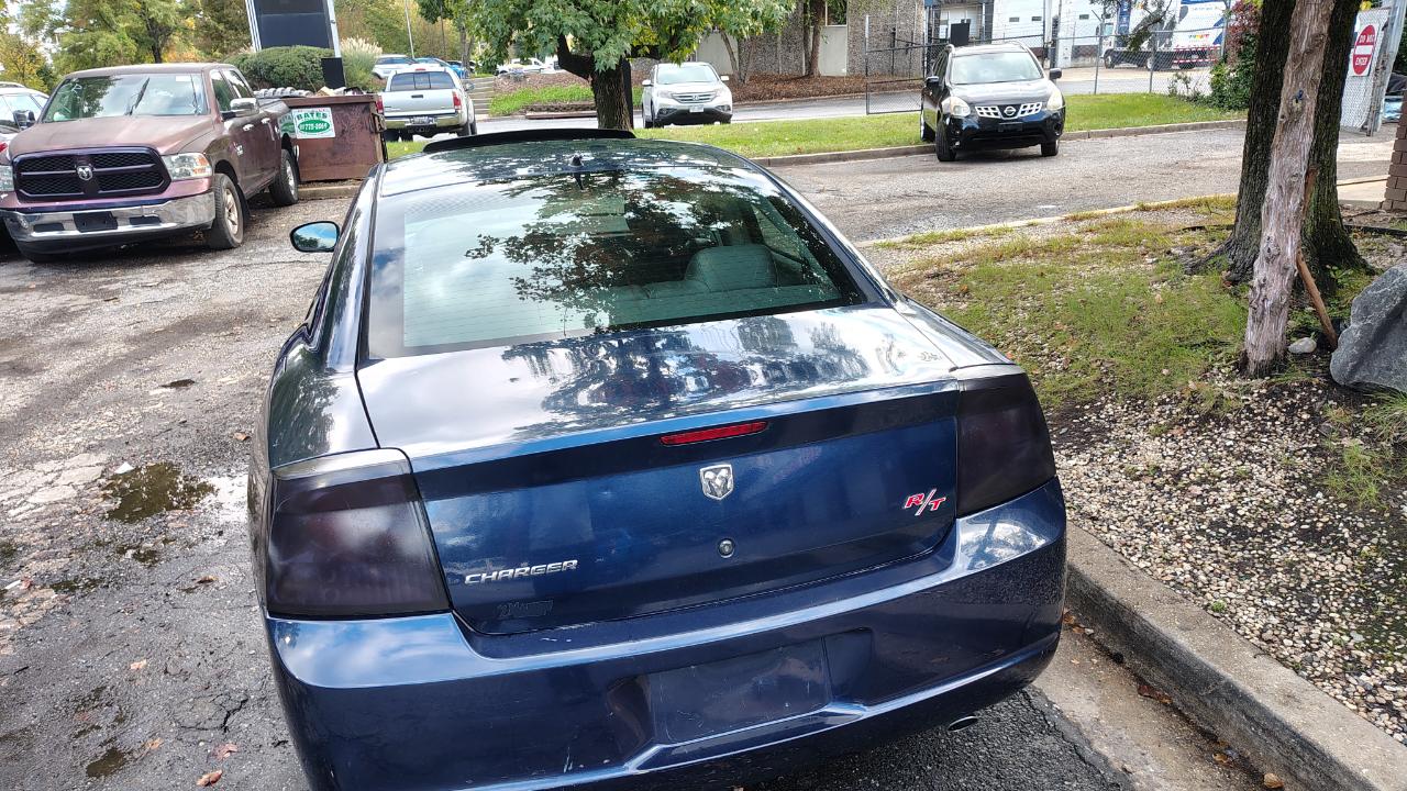 Dodge Charger 4dr Sdn R/T RWD 2006