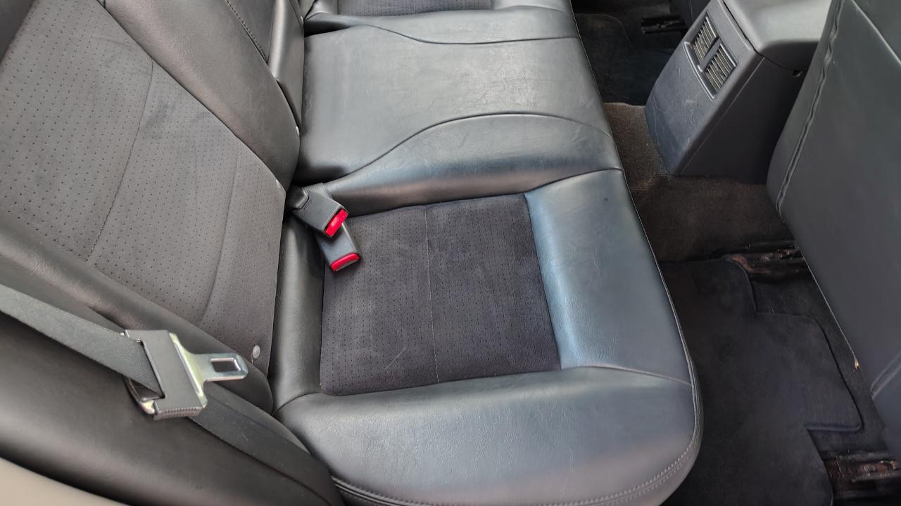 Dodge Charger 4dr Sdn R/T RWD 2006