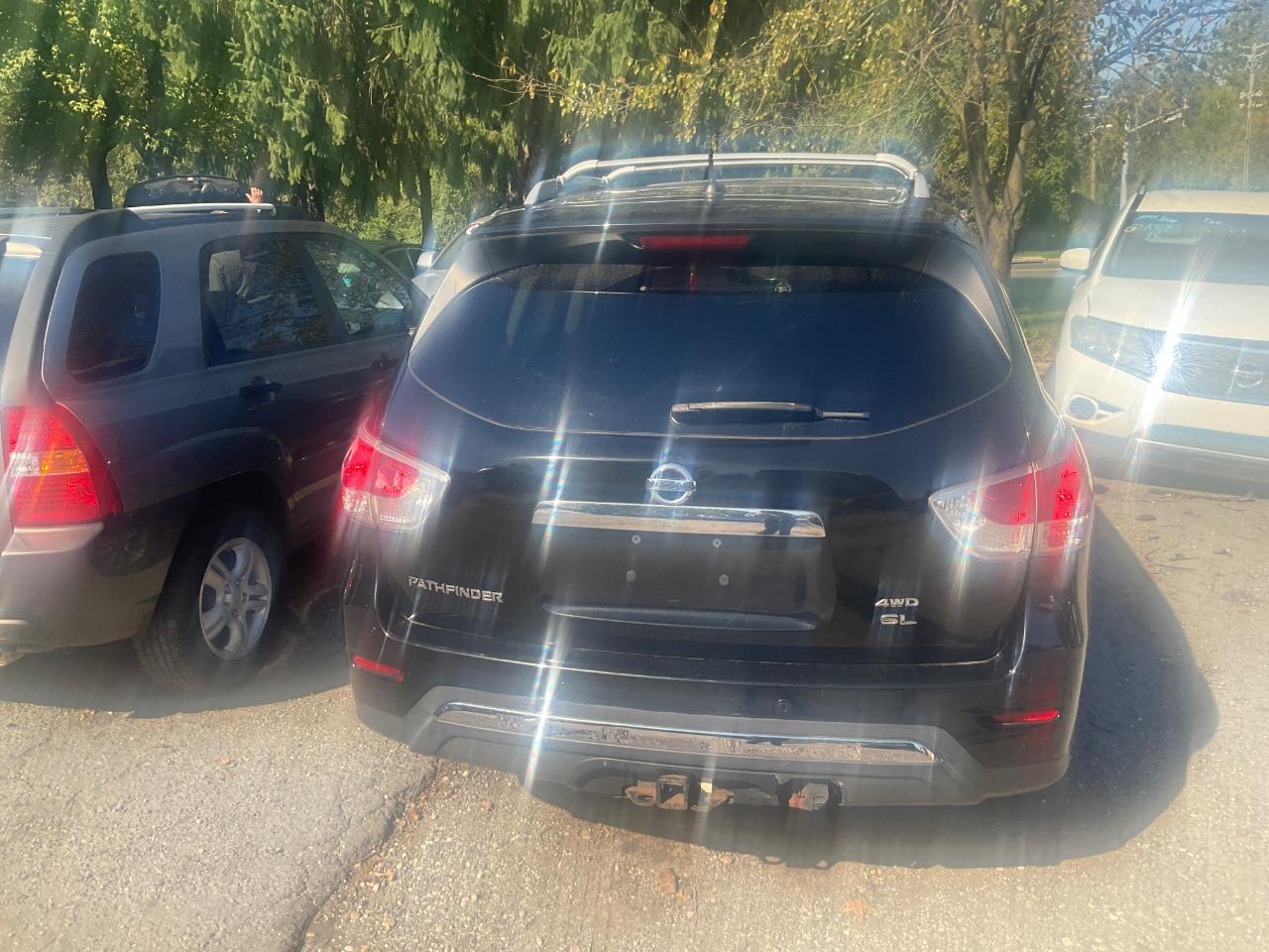 Nissan Pathfinder 4WD 4dr SL 2013