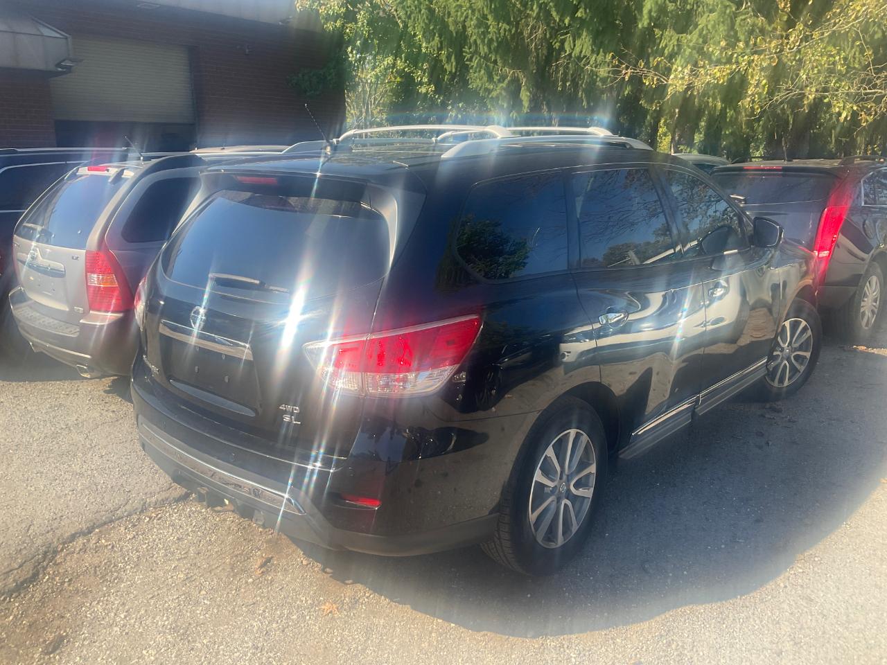 Nissan Pathfinder 4WD 4dr SL 2013