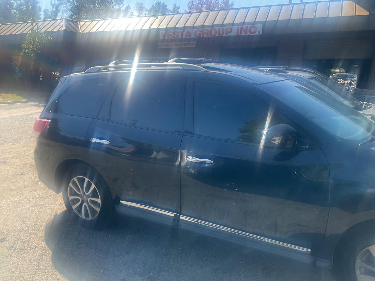 Nissan Pathfinder 4WD 4dr SL 2013