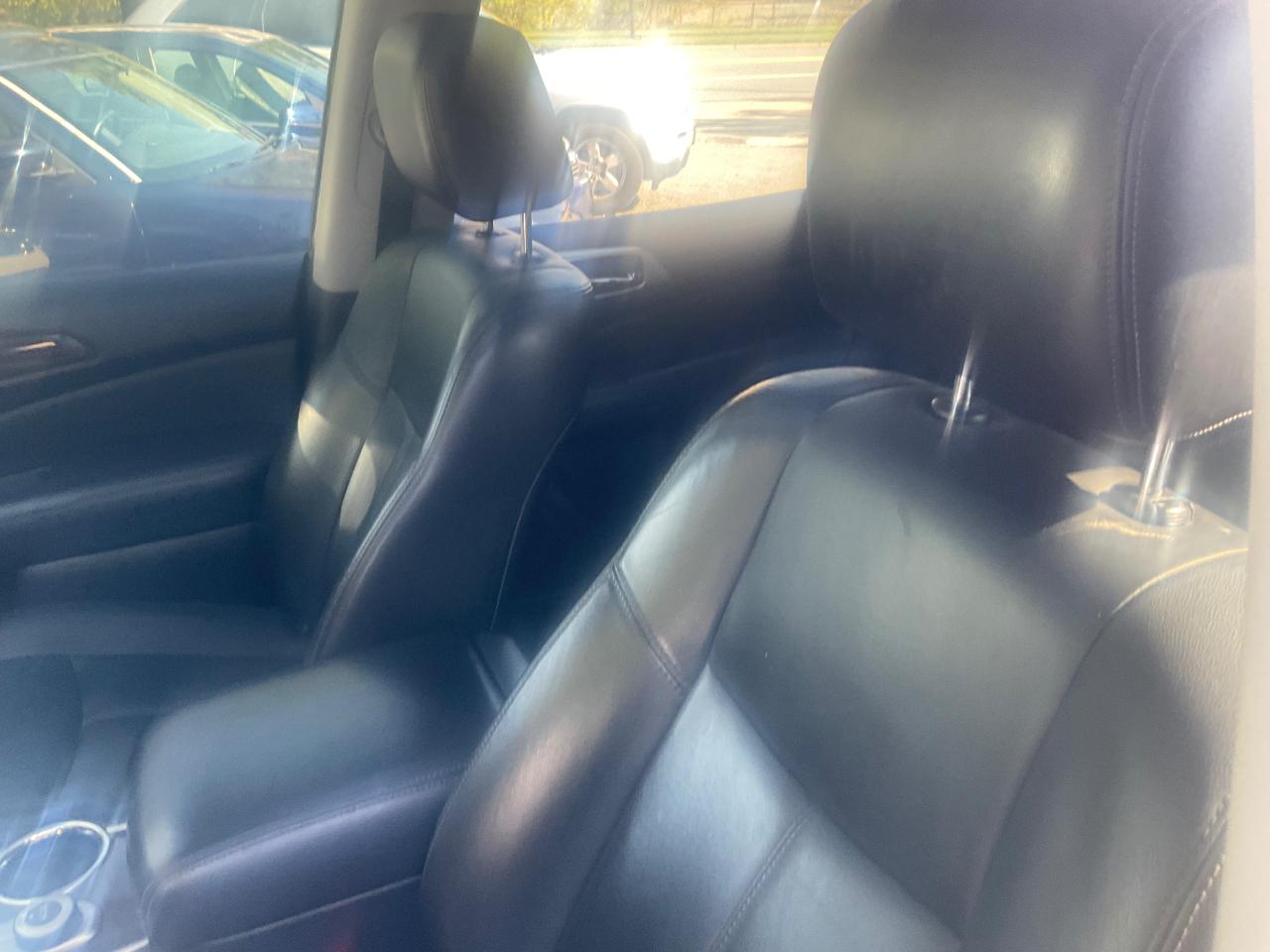 Nissan Pathfinder 4WD 4dr SL 2013